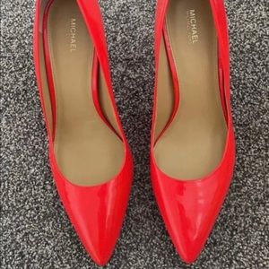 Michael Kors coral pumps new size 10